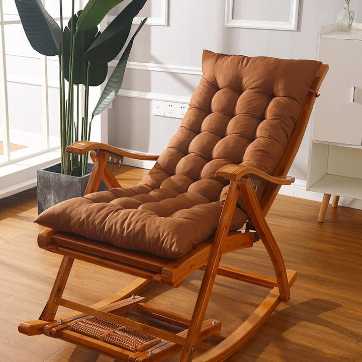 "Ergonomisches RelaxRite Schaukelstuhl-Kissen in Rot für Komfort und Stil in jeder Umgebung, passend für Innen und Außen."