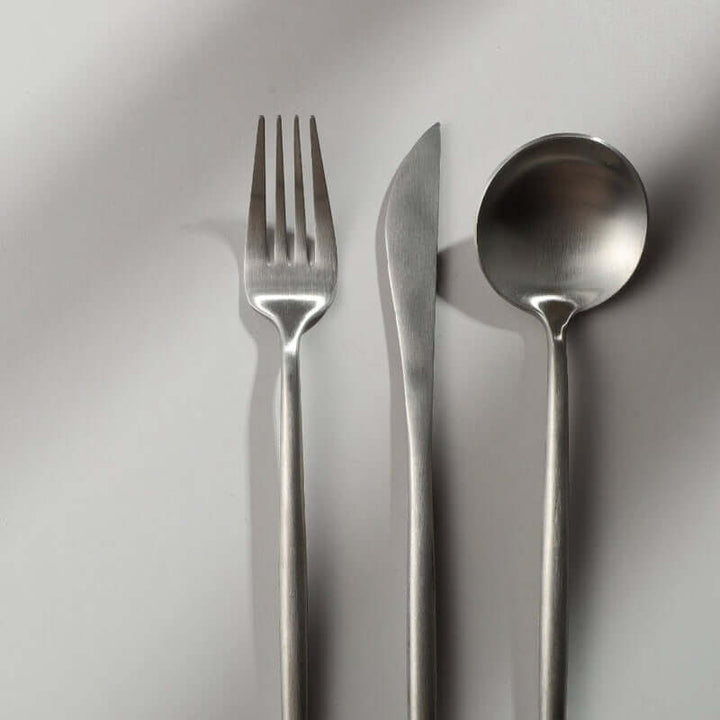 Minimalistisches Edelstahlbesteck Set