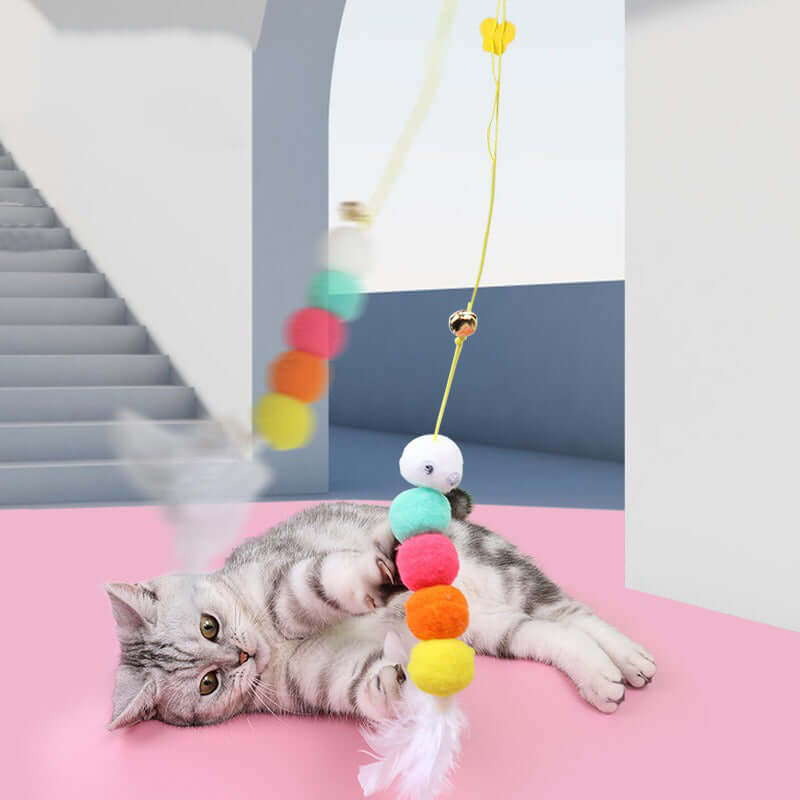 Jouet interactif suspendu pour chat
