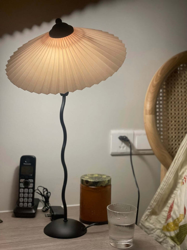 Designer Tischlampe Metall Modern Wellenförmig