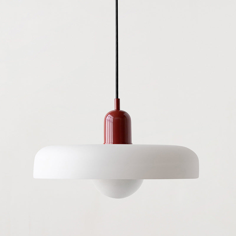 Farbenfrohe Glas-Pendelleuchte im Bauhausstil, handgefertigt, rund, mit lebhaften Farben Grün, Weiß, Gelb, Leuchtend Grün.