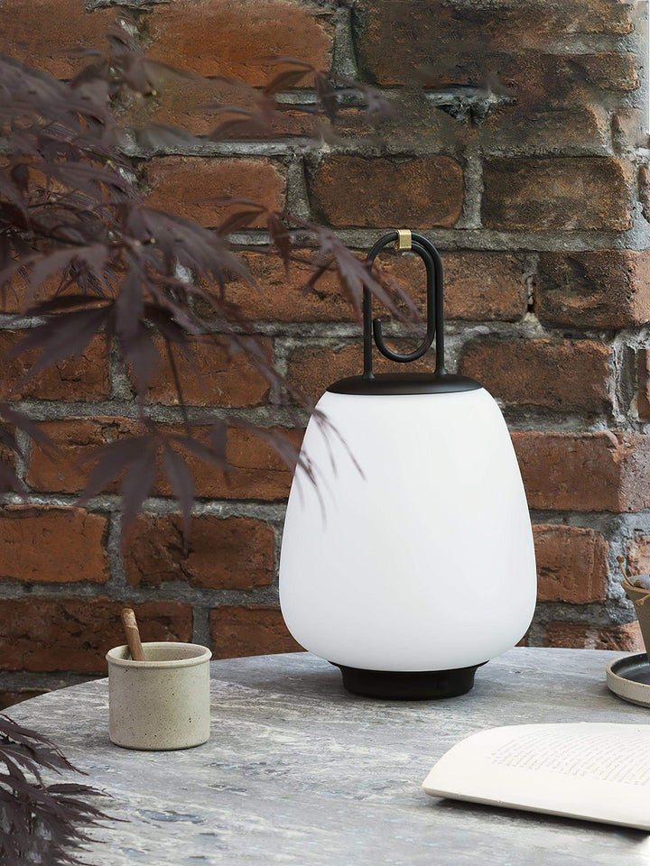Lampe de table à piles, lanterne LED portable