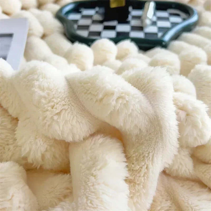Kuschelweiche Plüsch-Maxi-Decke