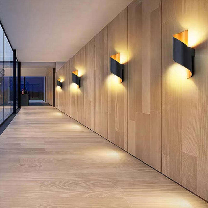 Moderne Spiral-LED-Wandleuchte