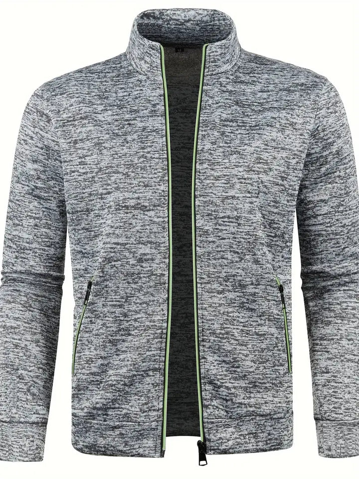 Graue Herren Weste mit Reißverschluss vorne, ideal für Winter, bietet Stil und Komfort für vielseitige Aktivitäten.