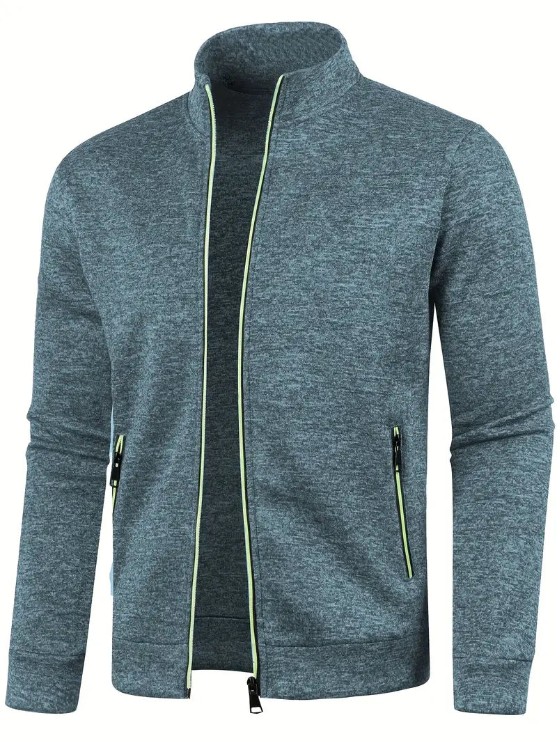 Graue Herren Weste mit Reißverschluss vorne, ideal für Winter, bietet Stil und Komfort für vielseitige Aktivitäten.