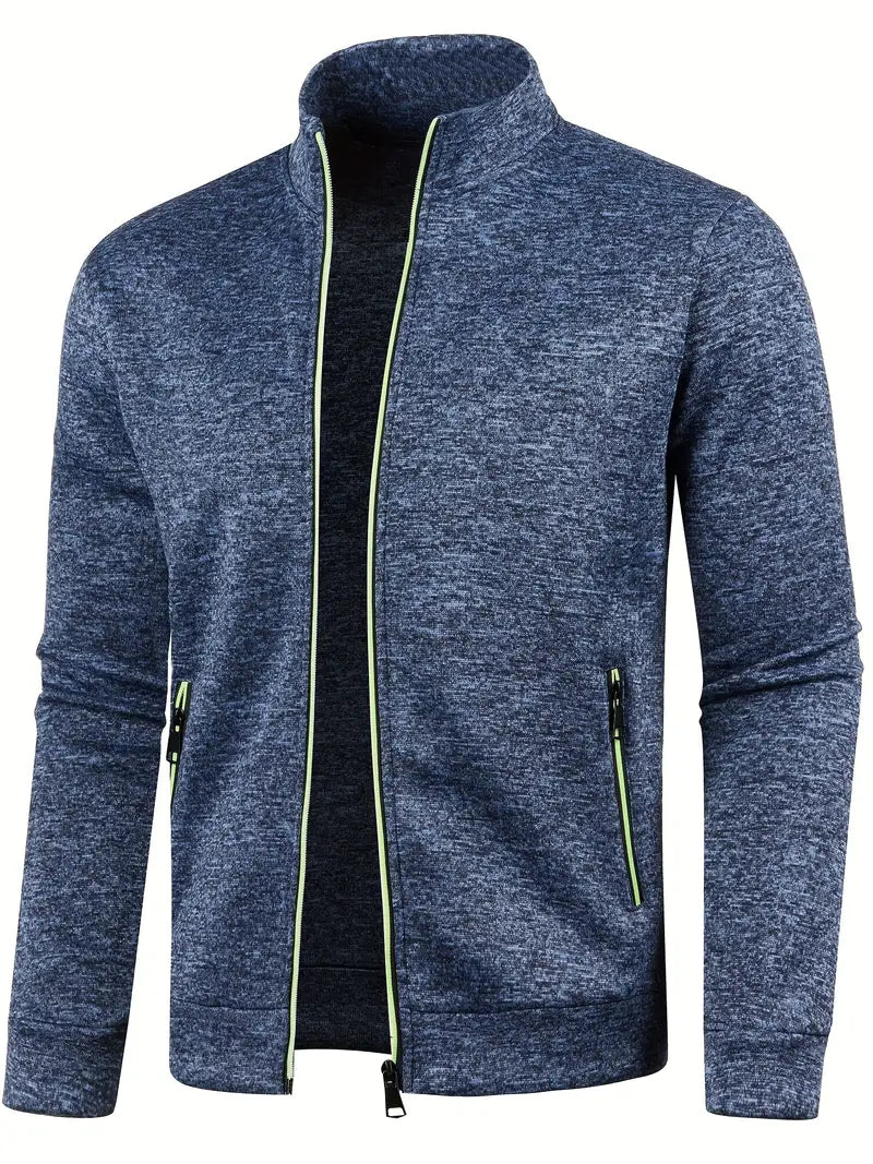 Graue Herren Weste mit Reißverschluss vorne, ideal für Winter, bietet Stil und Komfort für vielseitige Aktivitäten.