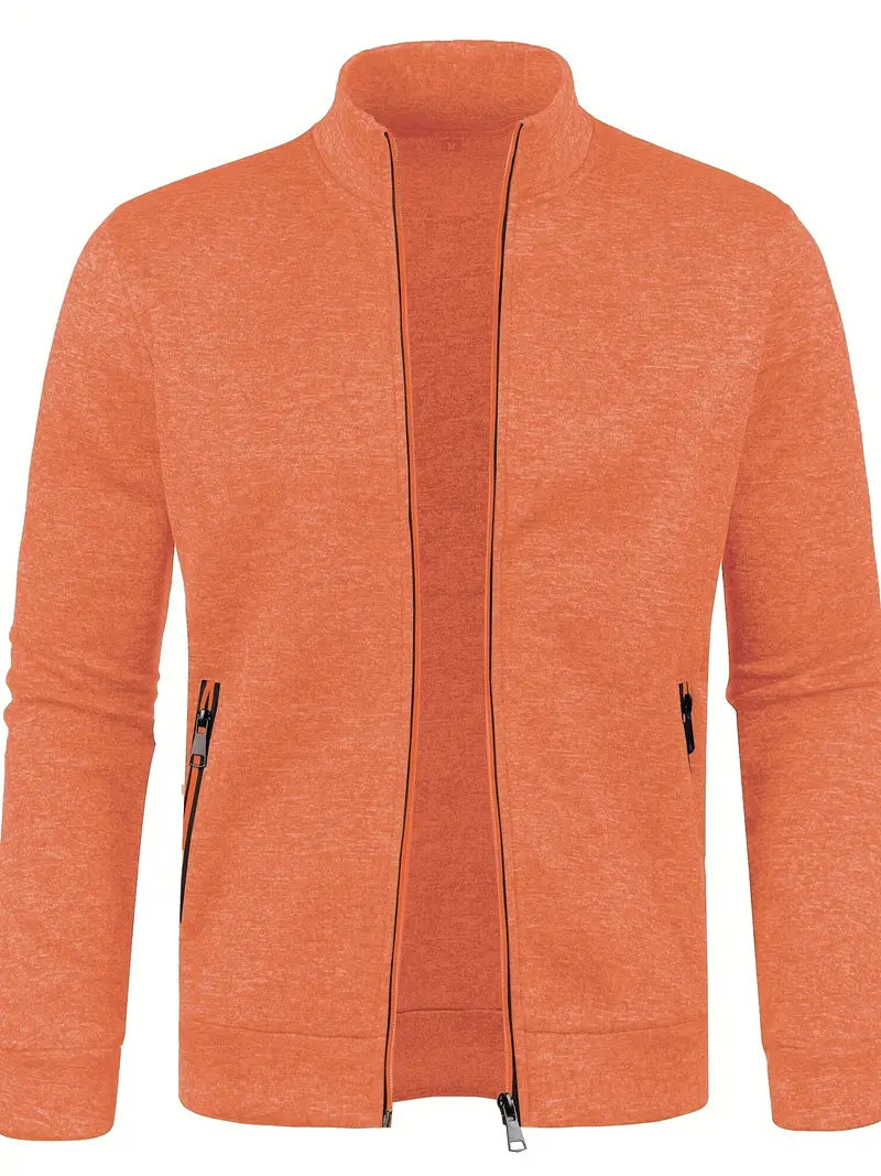 Graue Herren Weste mit Reißverschluss vorne, ideal für Winter, bietet Stil und Komfort für vielseitige Aktivitäten.