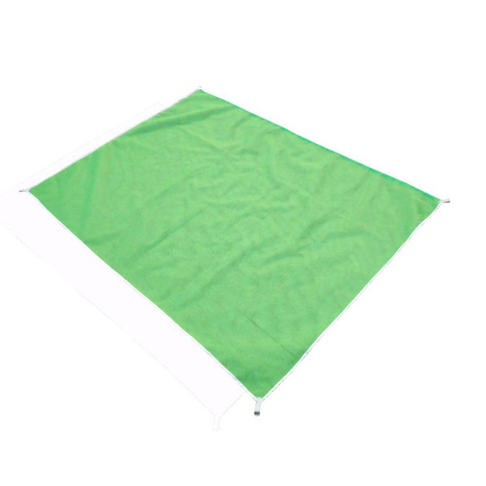 "Grünes sandfreies Strandtuch 200x200: XXL, komfortabel, lässt Sand durch, perfekt für Strand und Outdoor-Aktivitäten."