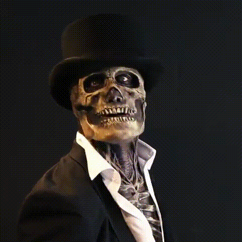 "Halloween Skelett-Maske, realistisch & gruselig, auf dunklem Hintergrund, perfekt für Partys, aus weichem Latex."