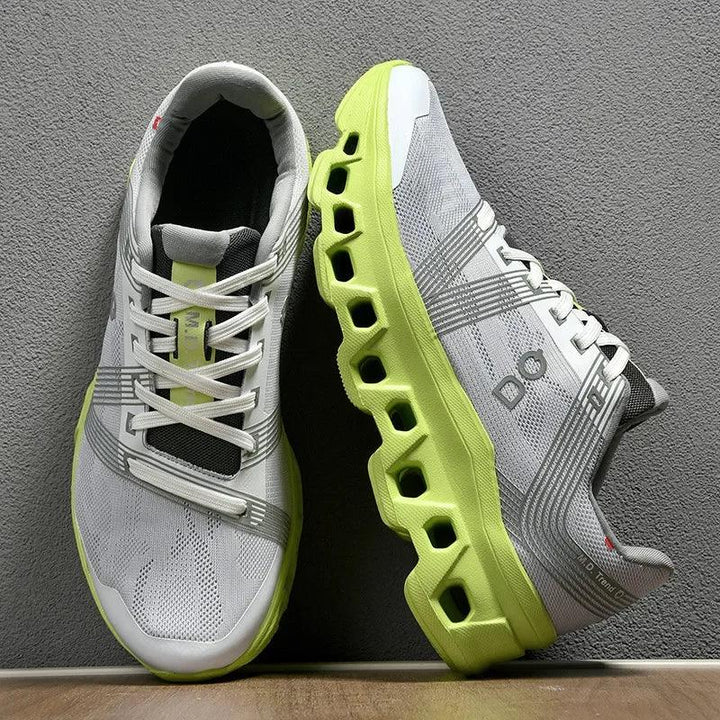 "Herrensneaker, atmungsaktiv, leicht, grau, elegantes Design, Freizeit und Sport, maximaler Komfort, klassische Schnürung."