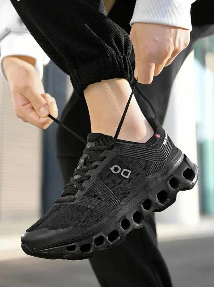 "Herrensneaker, atmungsaktiv, leicht, grau, elegantes Design, Freizeit und Sport, maximaler Komfort, klassische Schnürung."