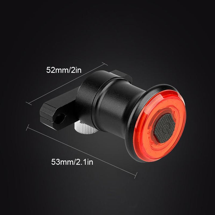 "Hochhelles USB-Rücklicht aus Aluminium mit LED-COB und EnSca-Linse, kompakt und wetterfest für Fahrräder."