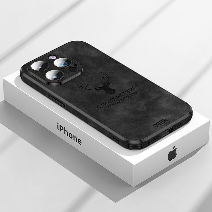 "Hochwertige braune Wildleder-iPhone-Hülle, stoßfest mit Kameraobjektivschutz für optimalen Luxus und Schutz."
