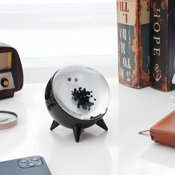 "Hypnotisierendes, musikreaktives Ferrofluid-Display mit schwarzer Flüssigkeit in Bewegung für stilvolle Lichtdekoration"