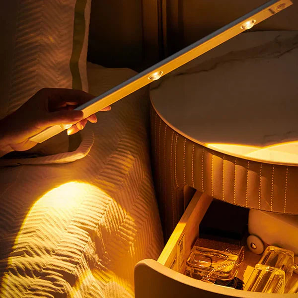 Kabellose, wiederaufladbare LED-Leuchte mit Bewegungssensor, ideal für dunkle Räume, einfache Montage, dimmbar und einstellba