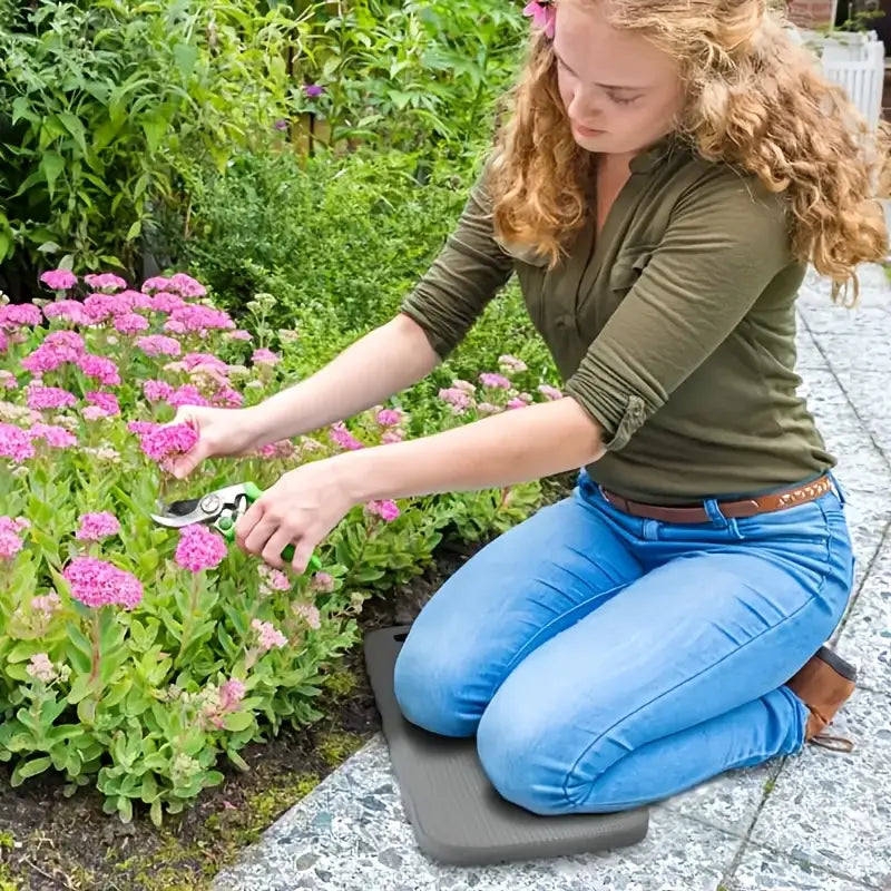 Komfortable, rutschfeste Garten-Kniepolster in leuchtenden Farben für schmerzfreies Gärtnern und stabilen Halt.