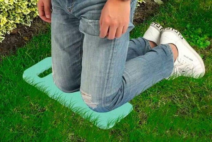 Komfortable, rutschfeste Garten-Kniepolster in leuchtenden Farben für schmerzfreies Gärtnern und stabilen Halt.