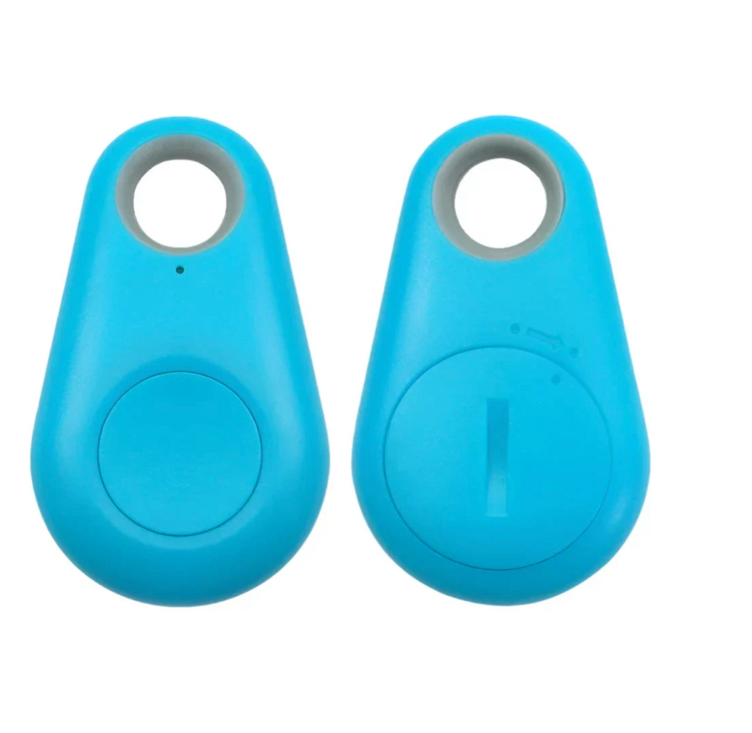Kompakter Mini GPS-Tracker für Kinder, Haustiere; erhältlich in Blau, Grün, Rosa, Schwarz; bietet diskrete Sicherheit.