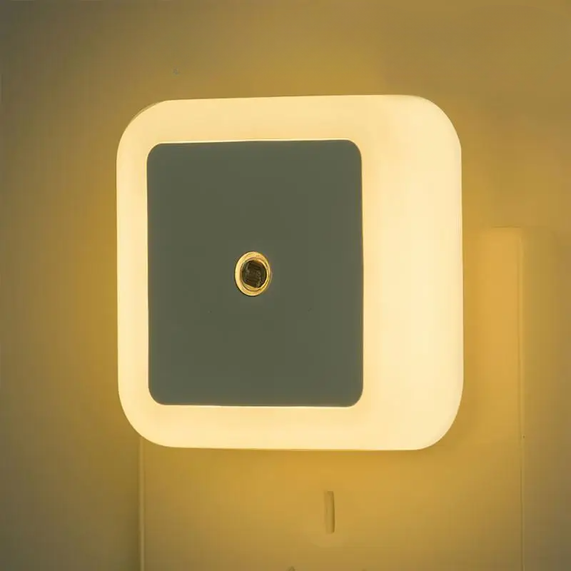 "Kompaktes Smart Sensor Nachtlicht mit stilvollem Design und intelligenter Sensorik für effiziente Raumausleuchtung."