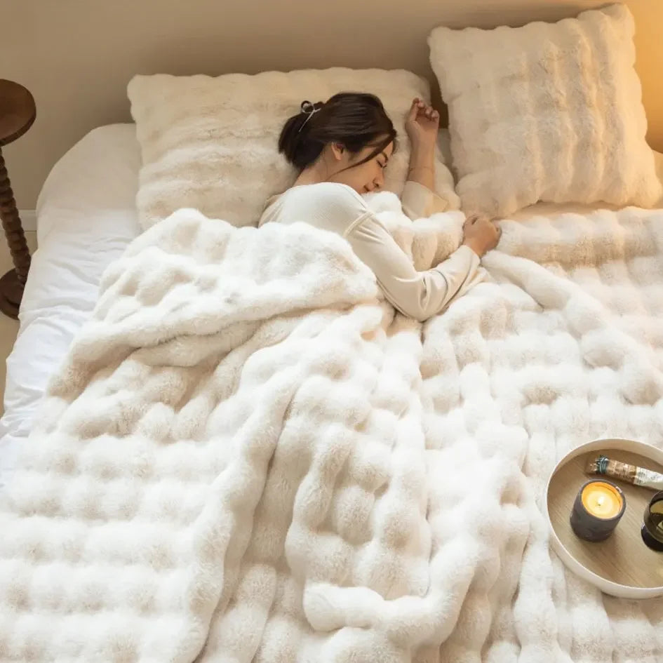 "Kuschelplüschdecke Beige, weich & gemütlich, samtiges Plüschmaterial, ideal für Wohn- & Schlafzimmer, Home & Decor"