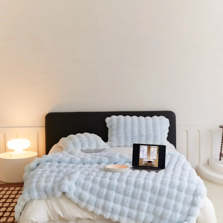 "Kuschelplüschdecke Beige, weich & gemütlich, samtiges Plüschmaterial, ideal für Wohn- & Schlafzimmer, Home & Decor"