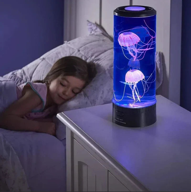 "LED Quallen Lava Lampe mit farbwechselnden LEDs und realistischen Quallen, ideal für entspannendes Ambiente"