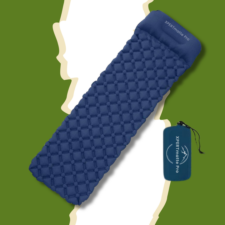 "Leichte aufblasbare Isomatte aus grünem nylon TPU, kompakt gefaltet, ideal fürs Camping und Wandern, XPERTmatte Pro."