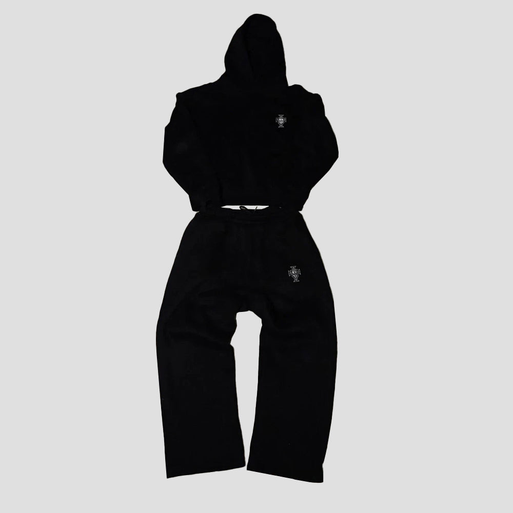 "Luxe Herren-Trainingsanzug in Grau & Schwarz, weiches Material, minimalistisches Design, komfortable Passform"