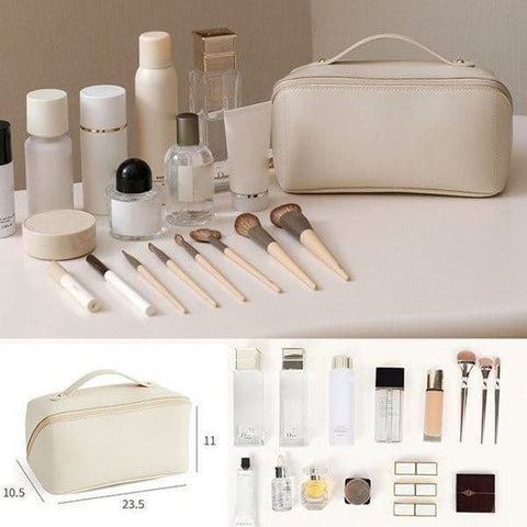 Luxuriöse, geräumige Kosmetiktasche mit elegantem Design, ideal für stilbewusste Frauen zur Aufbewahrung von Kosmetik.