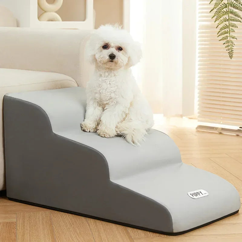 Luxuriöse Haustier-Treppe in Grau für Bett und Sofa, mit rutschfester Oberfläche, ideal für kleine oder ältere Tiere.