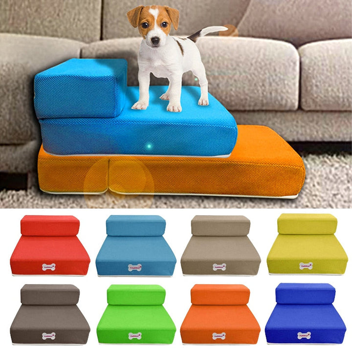 Luxuriöse Hundetreppe mit rutschfesten Stufen und weicher Polsterung für Couch und Bett, ideal für kleine Hunde und Senioren.