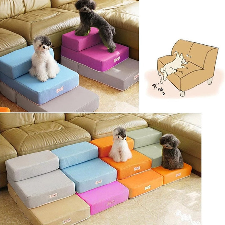 Luxuriöse Hundetreppe mit rutschfesten Stufen und weicher Polsterung für Couch und Bett, ideal für kleine Hunde und Senioren.