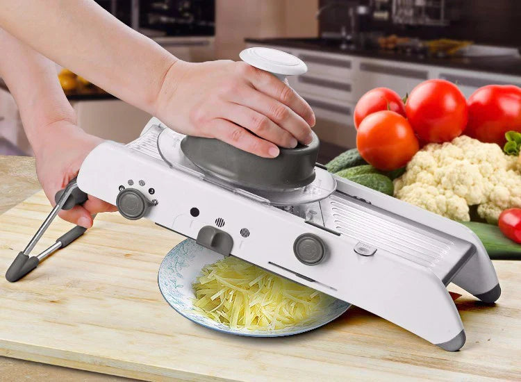 "Mandoline Gemüseschneider aus Edelstahl für präzise Gemüsehobel-Schnitte, verstellbare Klinge, robust und vielseitig"