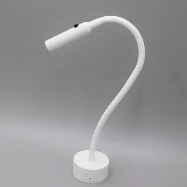 Minimalistische Lese-Wandleuchte mit flexiblem Arm, LED-Technologie, in Schwarz oder Weiß. Ideal zum Lesen, energiesparend.