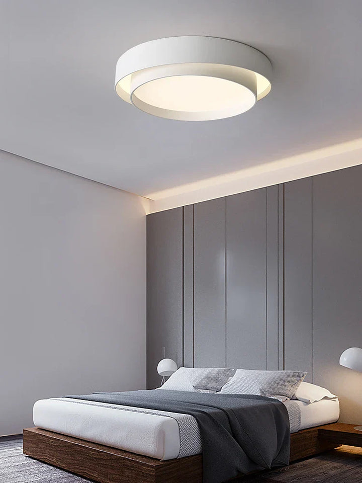 "Minimalistische NordicAura LED Deckenleuchte in Weiß, flaches Design, energieeffizient, gleichmäßige Beleuchtung für Wohnzim