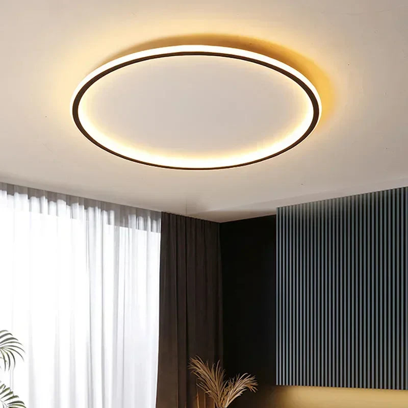 "Moderne runde LED-Deckenleuchte, skandinavisches Design, sorgt für gleichmäßige Beleuchtung, minimalistisches Nordic-Styling