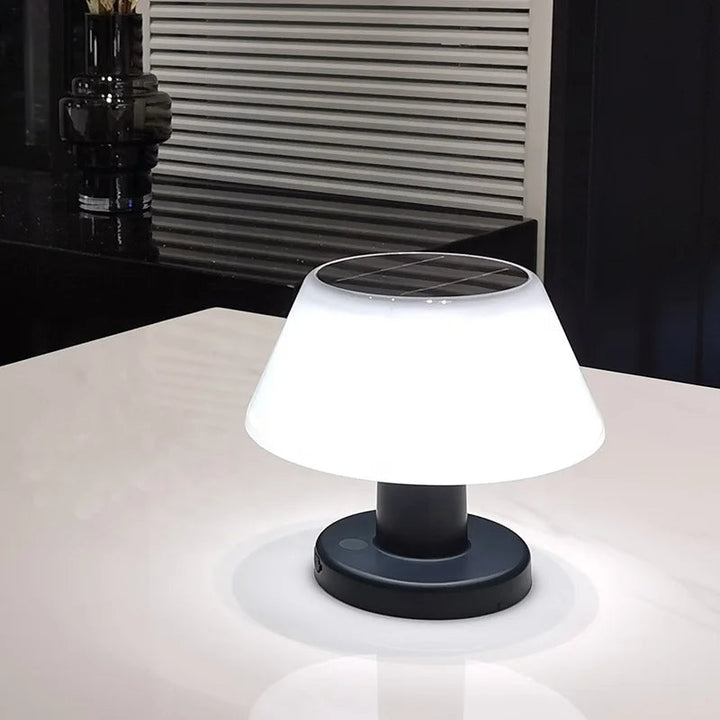 "Moderne weiße Solar-Tischlampe aus ABS und PC, geeignet für Innen- und Außenbereich, kabellos mit LED-Lichtquelle."