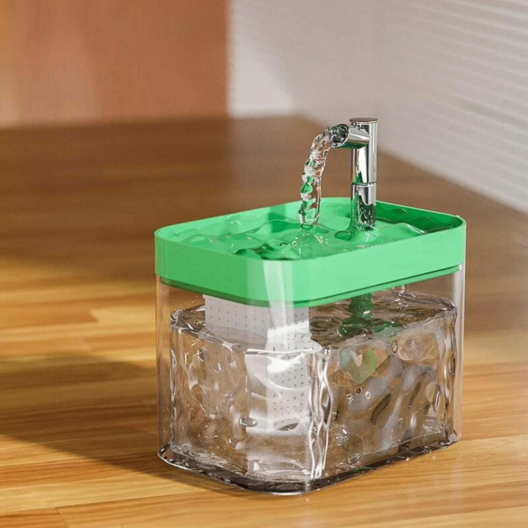 "Moderner Haustier Trinkbrunnen mit stetigem Wasserfluss, leiser Pumpe und effizientem Filtersystem für sauberes Wasser."