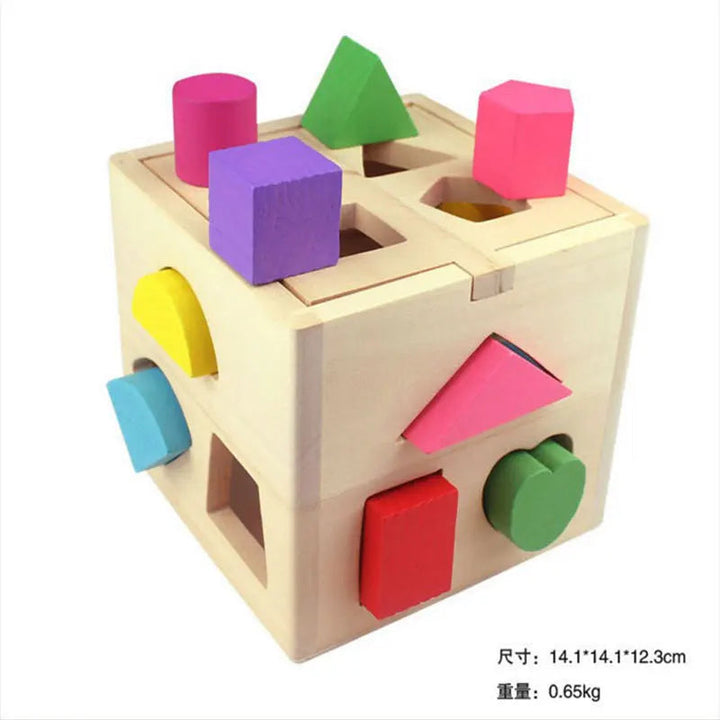 Montessori Holz-Lernwürfel in bunten Farben, Formen wie Dreiecke und Kreise, ideal für frühkindliche Entwicklung.