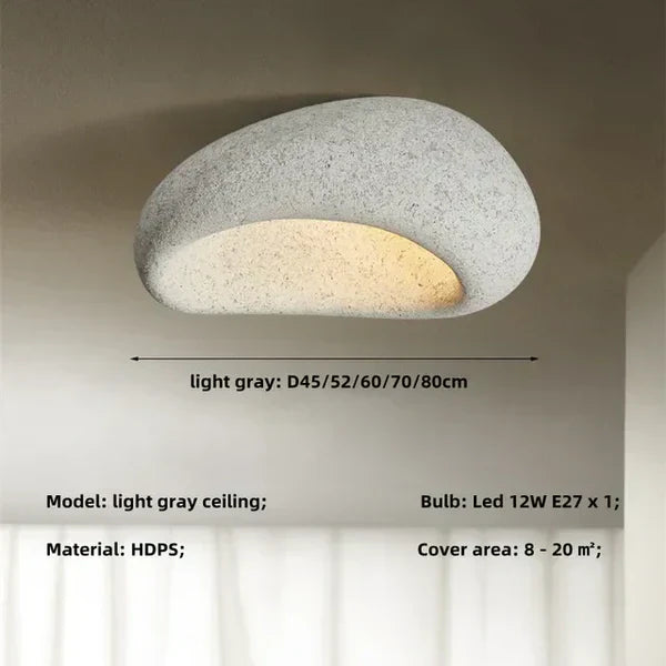 "Natürliche Wabi-Sabi-Deckenleuchte aus Metall in Betonoptik, modernes Design, warmes Licht, für entspannte Räume."