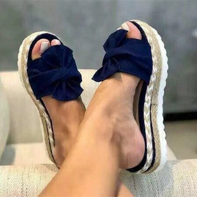 Orthopädische Sandalen für Damen, modisches Design, bequeme Sommerschuhe, gepolsterte Sohle, rutschfeste Laufsohle.