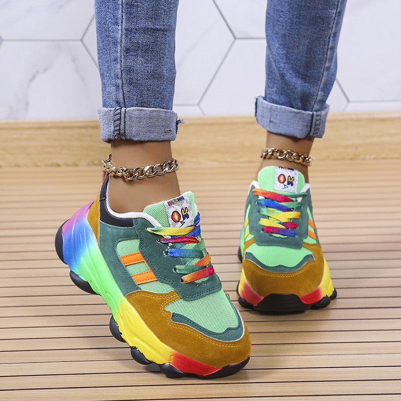 Orthopädische Sneaker in elegantem Design, atmungsaktiv, mit gepolsterten Sohlen, ideal für Komfort und Alltag.