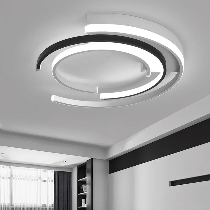 Runde, moderne LED-Deckenleuchte in Weiß, energieeffizient, gleichmäßige Ausleuchtung, 36W-52W Leistung.