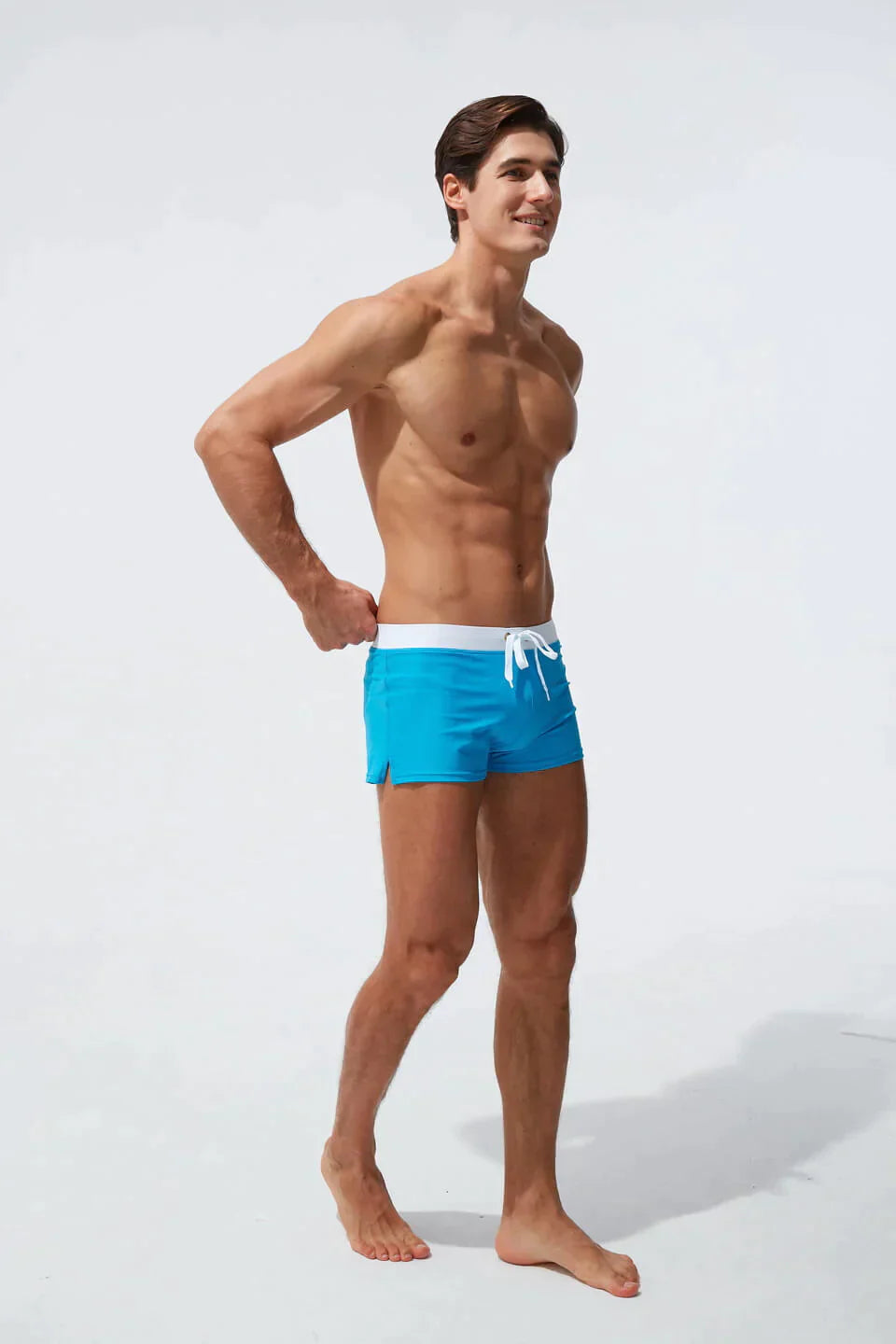 "Schnelltrocknende, leichte Schwimmshorts für Herren mit verstellbarem Kordelzug, ideal für Strand und Pool."