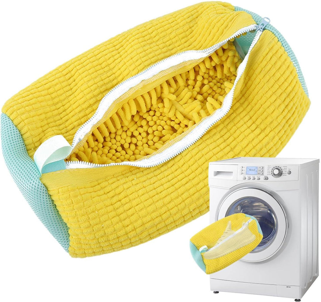 "Schuhwaschbeutel in der Waschmaschine, effizienter Schuhschutz und Reinigung, ideal für mühelose Pflege und Materialerhalt."