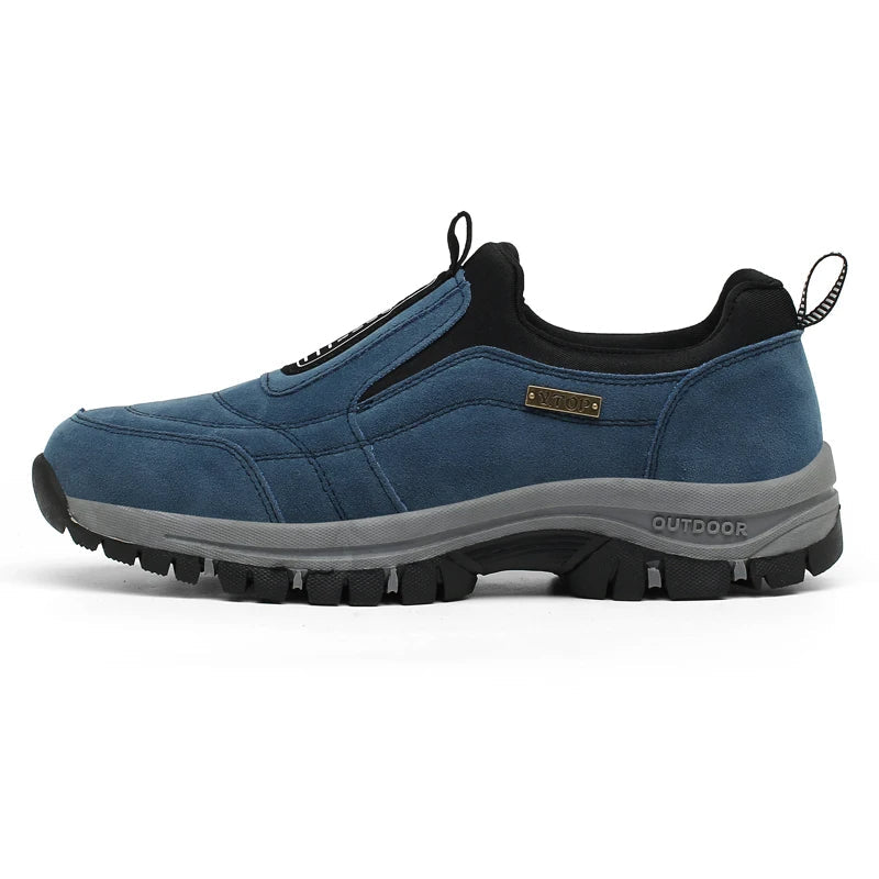 "Schwarze orthopädische Wanderschuhe für Damen und Herren im Einsatz auf Wanderpfad"
