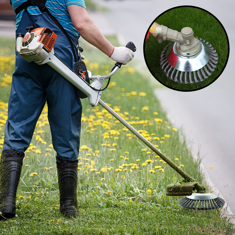 "Silberne unzerbrechliche Trimmerklinge aus Stahl mit 360° gedrehten Drahtklingen für effiziente Gartenpflege."
