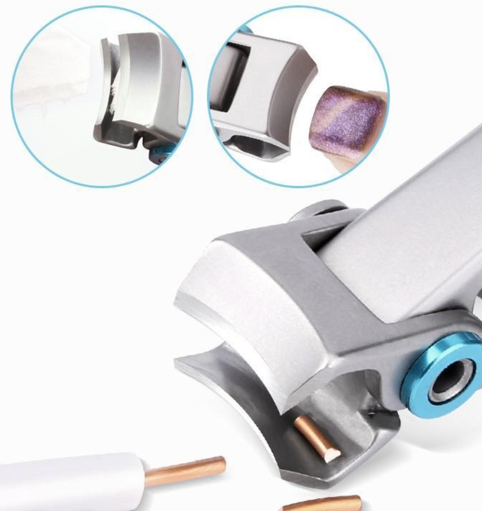 "Silberner Edelstahl-Nagelknipser mit ergonomischem Griff, ideal für dicke Nägel, bietet präzises und müheloses Schneiden."
