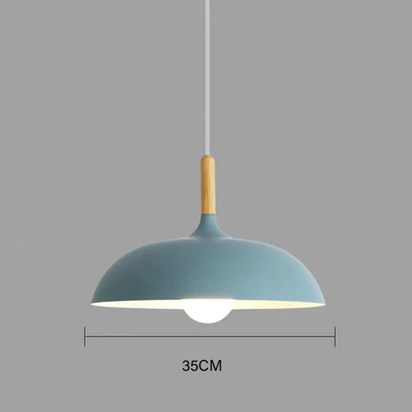 "Skandinavische Deckenleuchte aus Eichenholz, LED, klare Linien, warmes Licht, ideal für modernes Interieur, vielseitig anpas